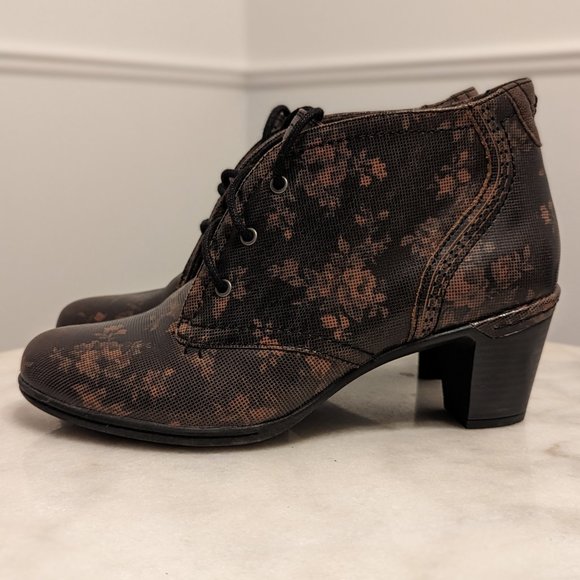 Rockport Cobb Hill Collection Lace-Up Oxford Inspired Heeled Boots (Size 8 US) - Picture 2 of 4